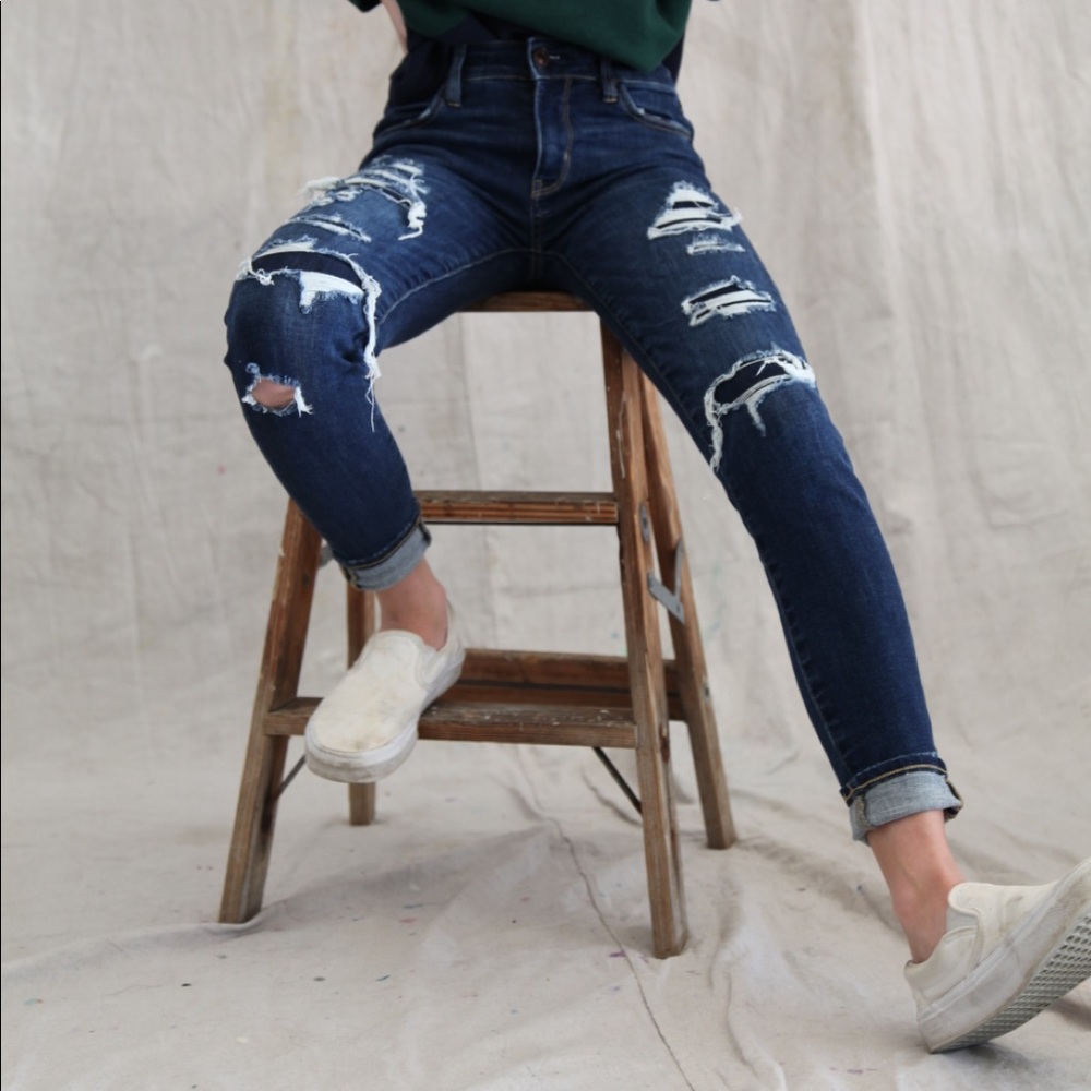 American Eagle next level stretch ripped jeans 0